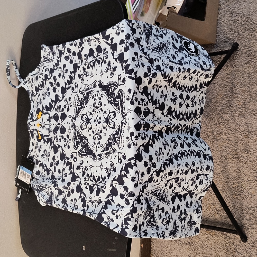 Nike summer dress size medium
